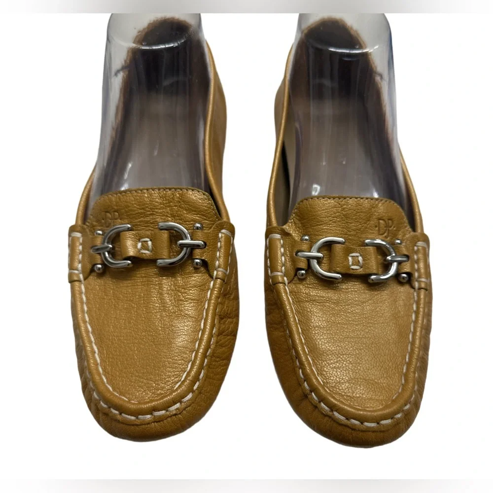 Donald J Pliner Viky Women’s ~Size 8M~ Mustard Color Loafers Flat Slip On Shoes